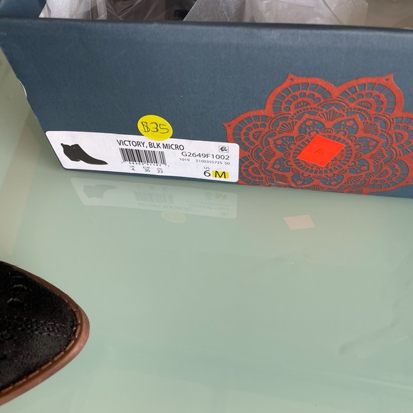 New - Picture 2 of 3